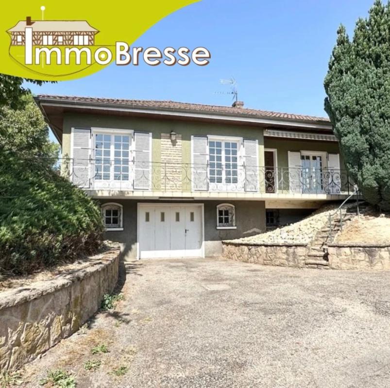 VILLA SUR SOUS-SOL COMPLET - 1 257 M² DE TERRAIN CONSTRUCTIBLE - CORMOZ (01560)
