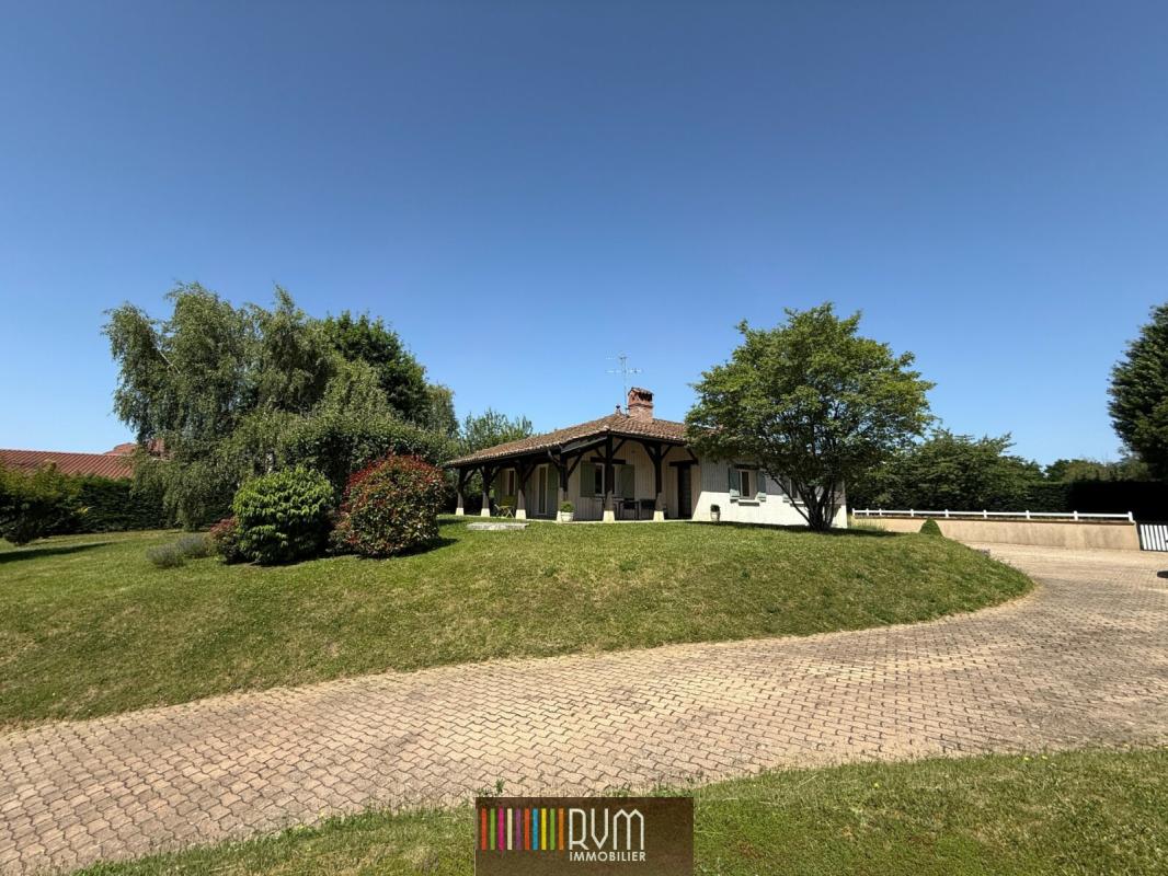 Maison Traditionnelle - 127m² hab. - Terrain 2 649 m²