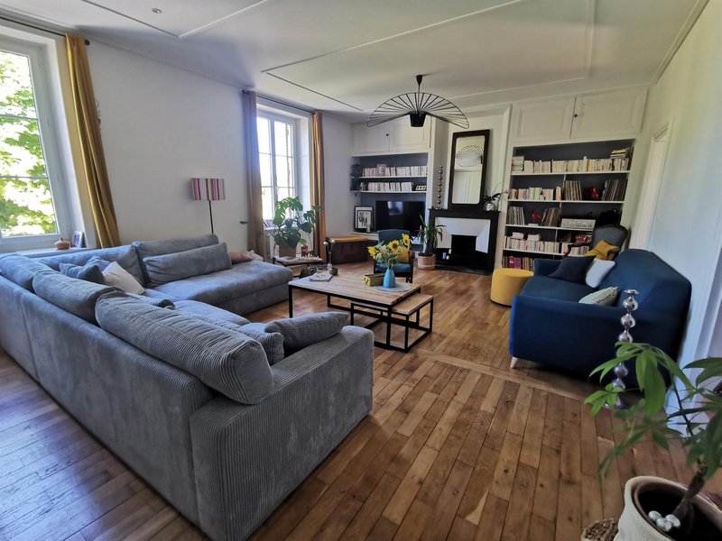Vente T3 101 m² à Neuville-sur-Saône 445 000 € - Photo 3
