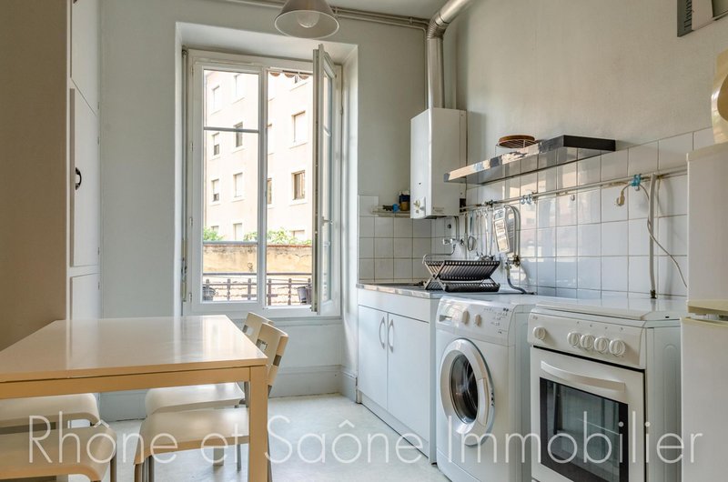Vente T2 37 m² à Lyon-3eme-Arrondissement 215 000 € - Photo 2