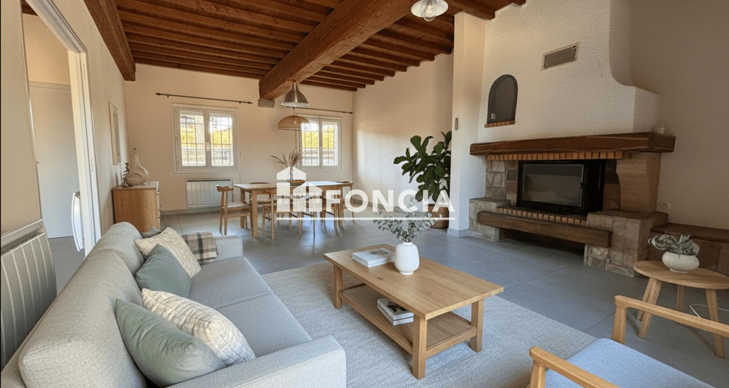 Opportunité RARE : Maison Familiale 5 Chambres + Dépendance