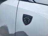 Peugeot 3008 III 1.2 HYBRID 145 E-DCS6 GT