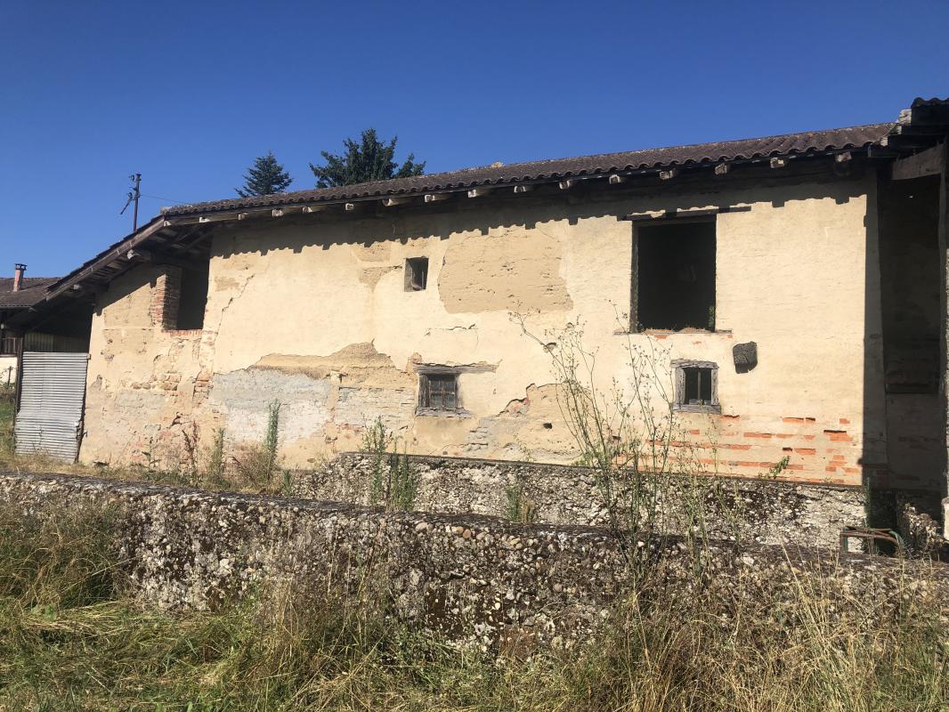 Proche VILLARS LES DOMBES