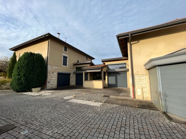 MAGNIFIQUE MAISON RESTAUREE