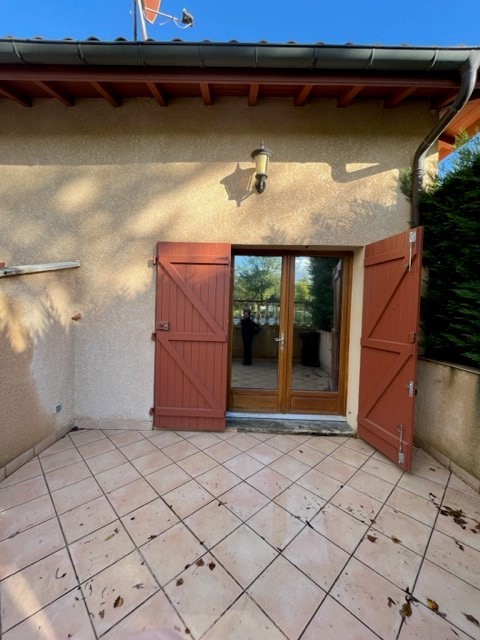 Studio donnant sur terrasse