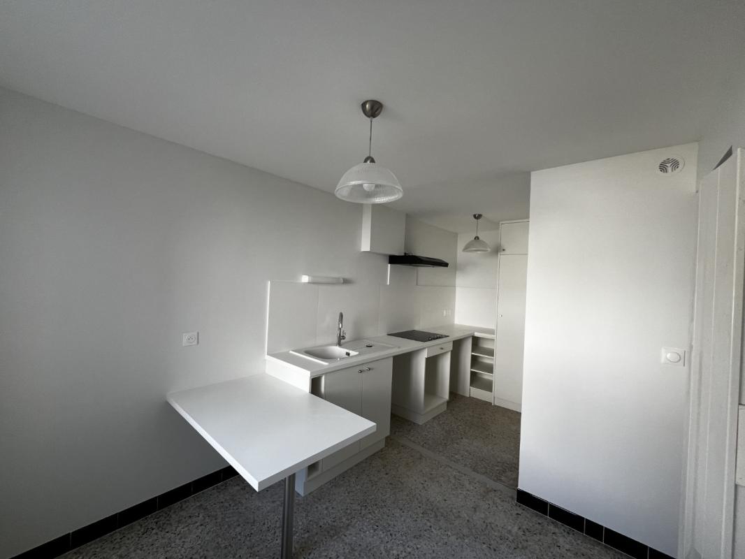 T3 RENOVE COEUR DU VILLAGE