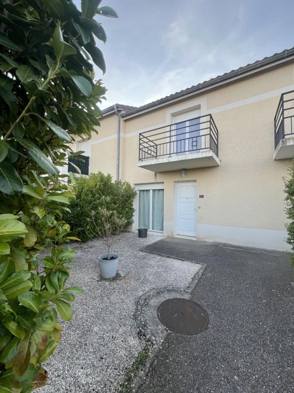LOYETTES - Maison de 73 m² avec 3 chambres -terrasse et parking