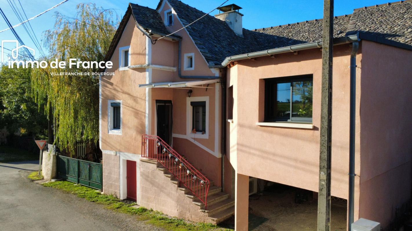 Secteur RIGNAC / LANUEJOULS maison de village 131 m² avec jardin et garage double
