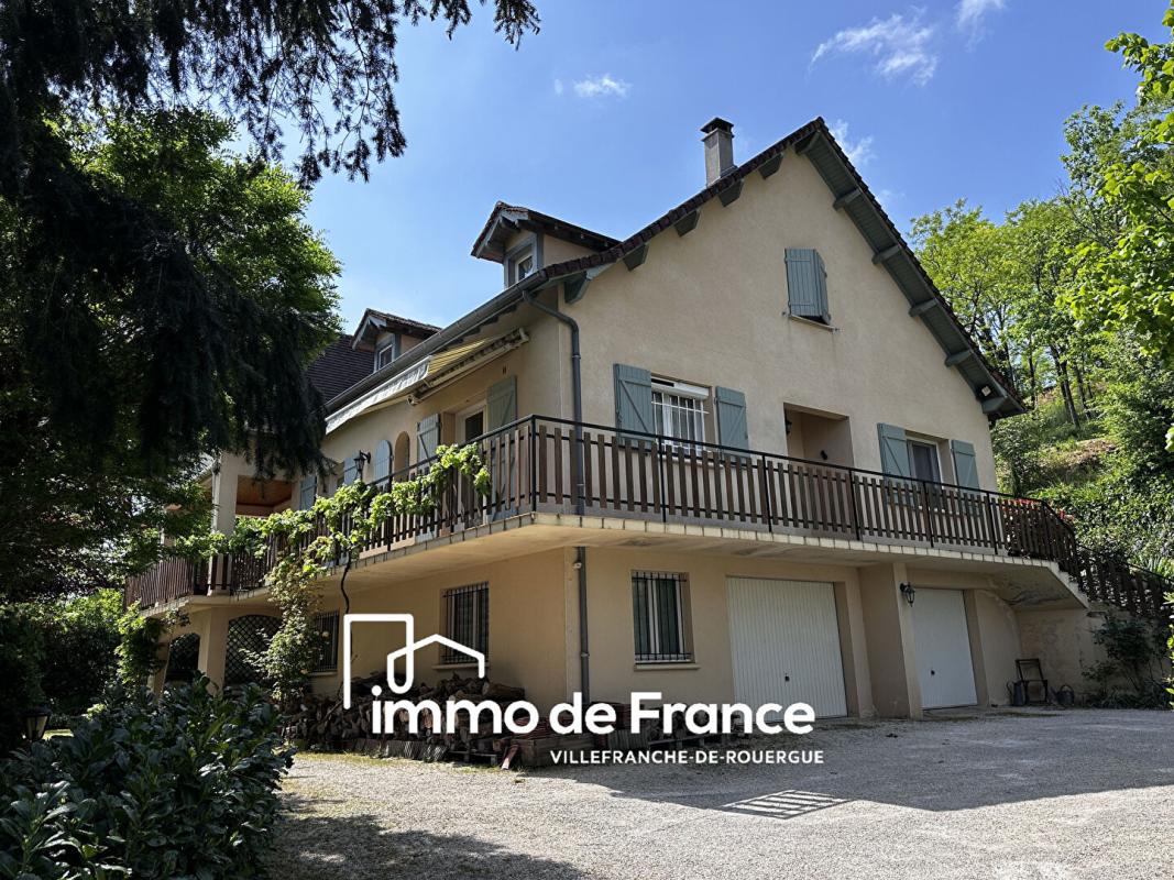 Maison Villefranche De Rouergue 181 m² 3 chambres, sous- sol total sur  4157 m² de terrain