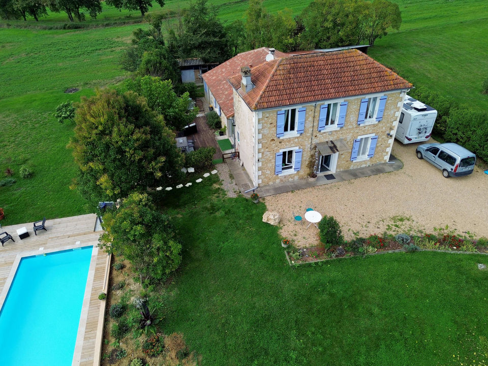 Maison en pierres XIXe 3 chambres  Piscine  Terrain 5000 m² - Photo 5