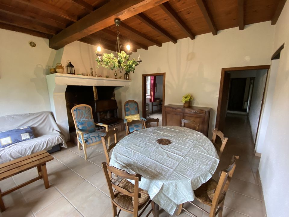 Propriété avec 2 gîtes indépendants  Piscine  8 600 m² - Photo 4