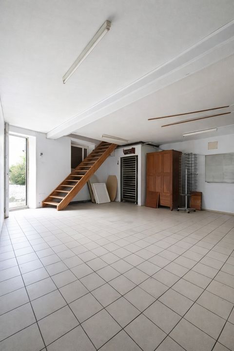 ensemble immobilier 220 m² - Fort potentiel (commerce + - Photo 3