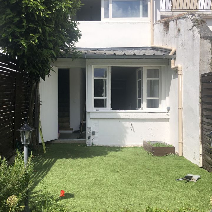 MAISON DE VILLE 3 CHAMBRES  ET SON BEAU JARDIN - Photo 2