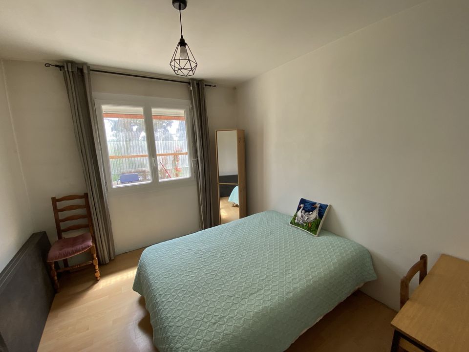 Maison type T4 terrain 1290 m2 - Photo 4