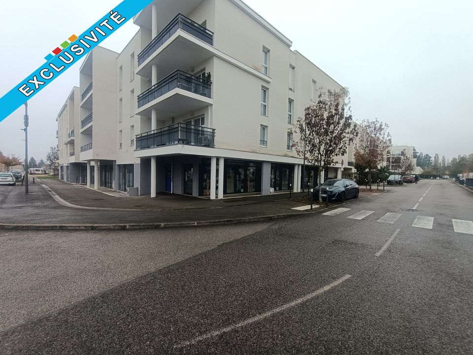 A vendre local commercial à Charnay-Les-Mâcon