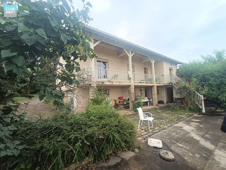 A SANCE MAISON 7 PIECES DE 140 M²  SUR TERRAIN DE 2 381 M² - Photo 2