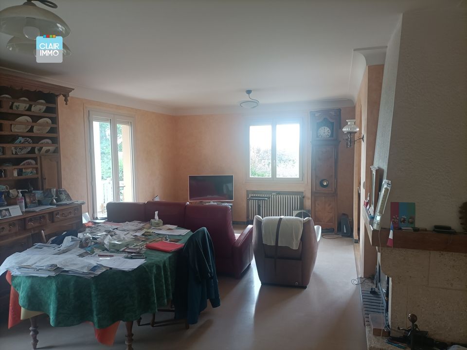 A SANCE MAISON 7 PIECES DE 140 M²  SUR TERRAIN DE 2 381 M² - Photo 5