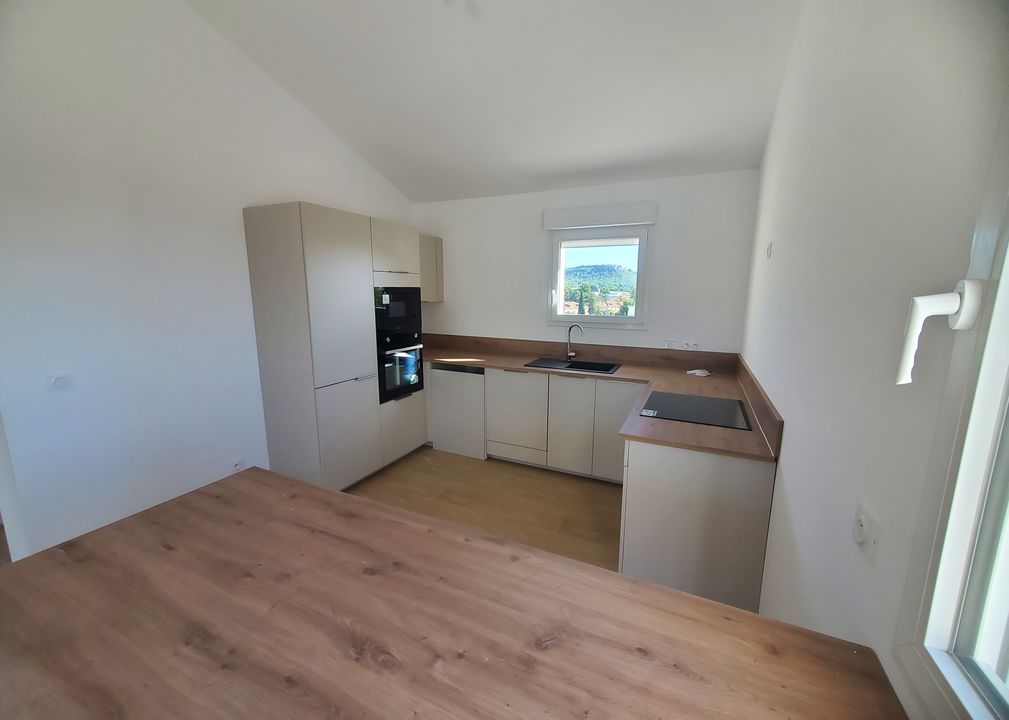 MAGNIFIQUE APPARTEMENT T3 A ROGNAC - Photo 2