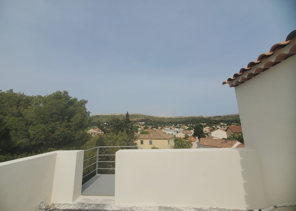 MAGNIFIQUE APPARTEMENT T3 A ROGNAC - Photo 3