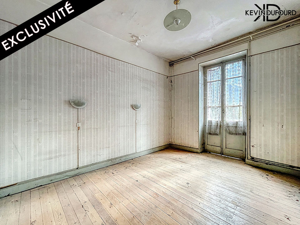 Appartement A RENOVER 50m² à VALS LES BAINS