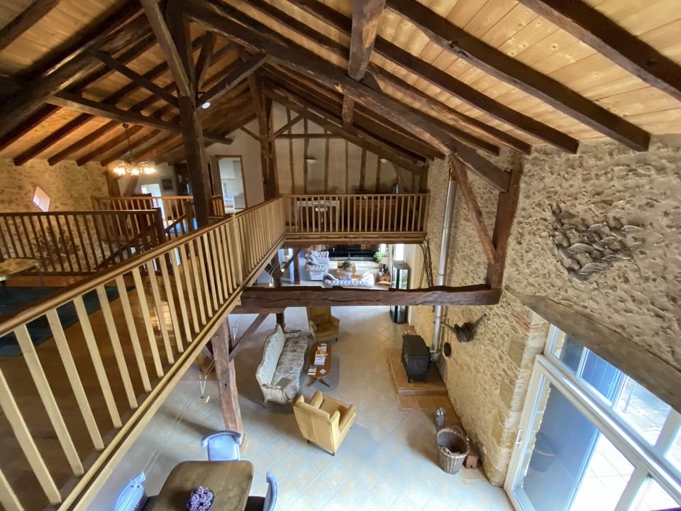 ANCIENNE FERME GASCONNE DE 340 M2 AVEC DÉPENDANCES - Photo 3