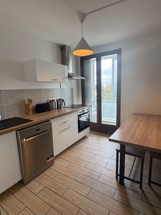 Avignon, Somptueux appartement  160 m² 8 pieces - Photo 2
