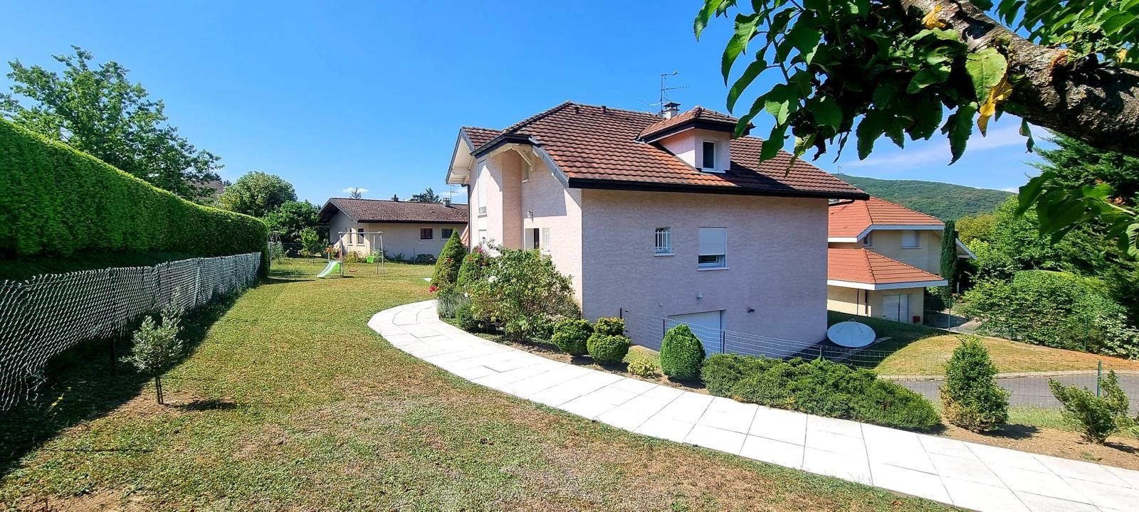 MAISON AU COEUR DE VETRAZ MONTHOUX