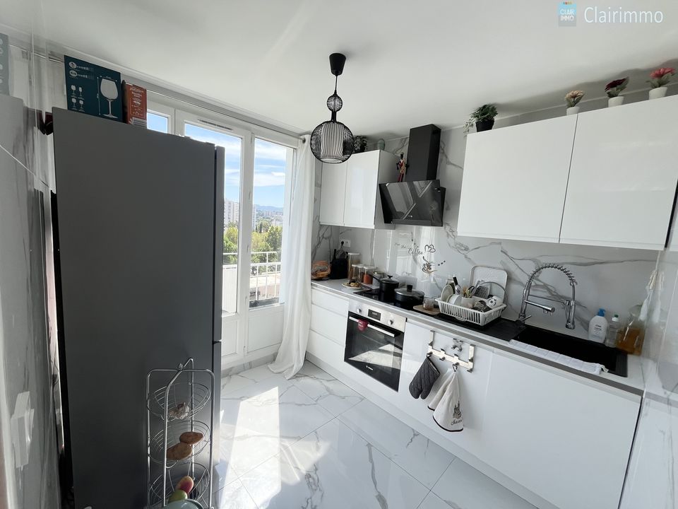 APPARTEMENT T3 / LUMINEUX / BALCON / 13013 - Photo 3
