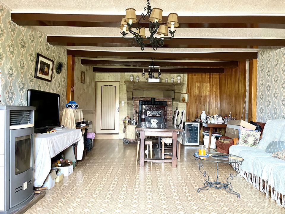 Ancienne ferme avec dépendances à vendre à - Photo 3