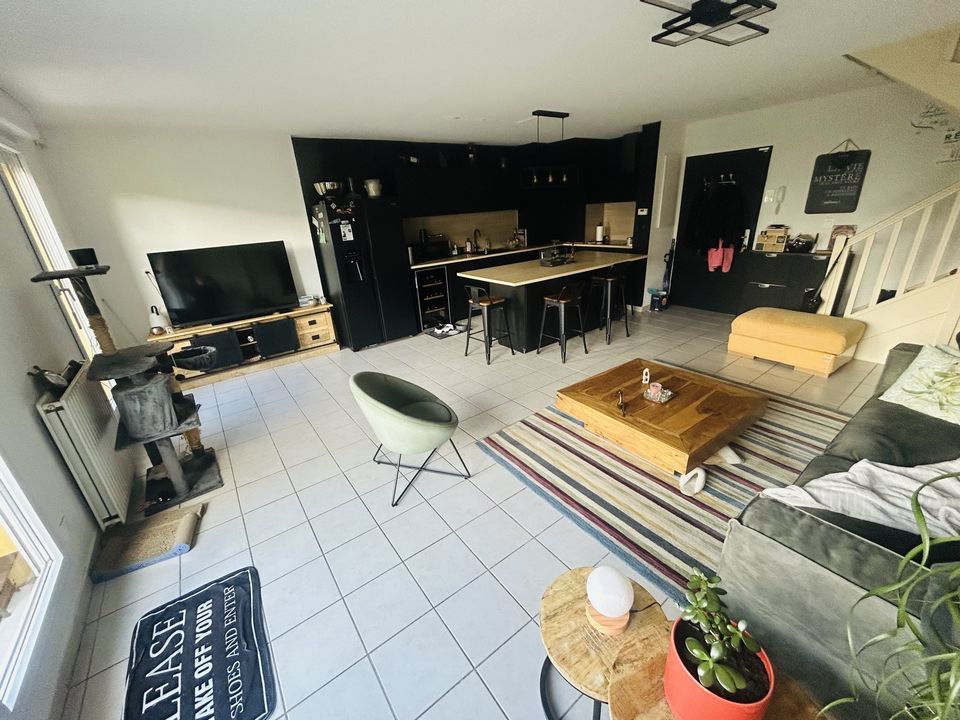 NOUVEAU !! CHATEAU GOMBERT !!   Appartement T3 de 72 m² en - Photo 2