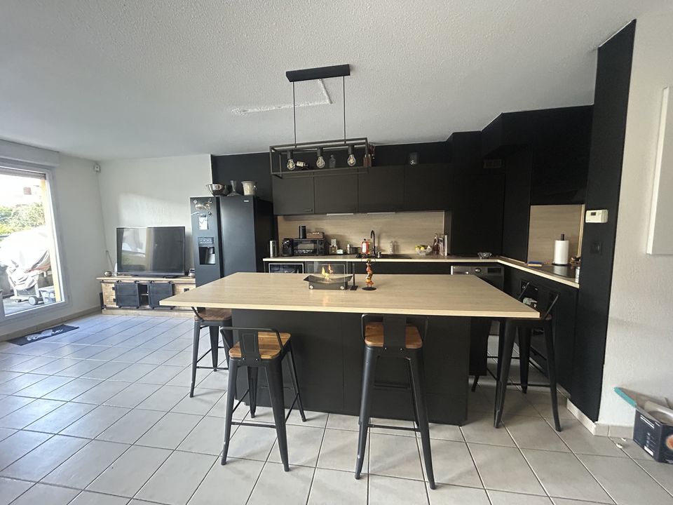 NOUVEAU !! CHATEAU GOMBERT !!   Appartement T3 de 72 m² en - Photo 3