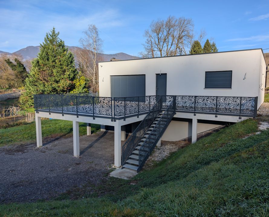 MAISON RECENTE DE 2023 AVEC TERRAIN ET TERRASSE - Photo 2