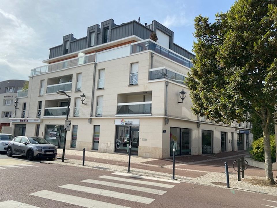 A VENDRE APPARTEMENT T3 : CENTRE VILLE OLIVET - Photo 5
