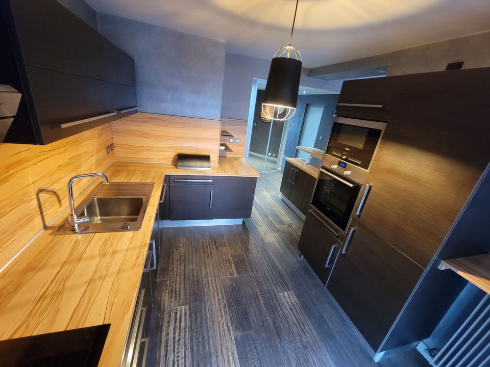 APPARTEMENT T4  - 78 m² -HYPER CENTRE ANNEMASSE - PLACE DE - Photo 2