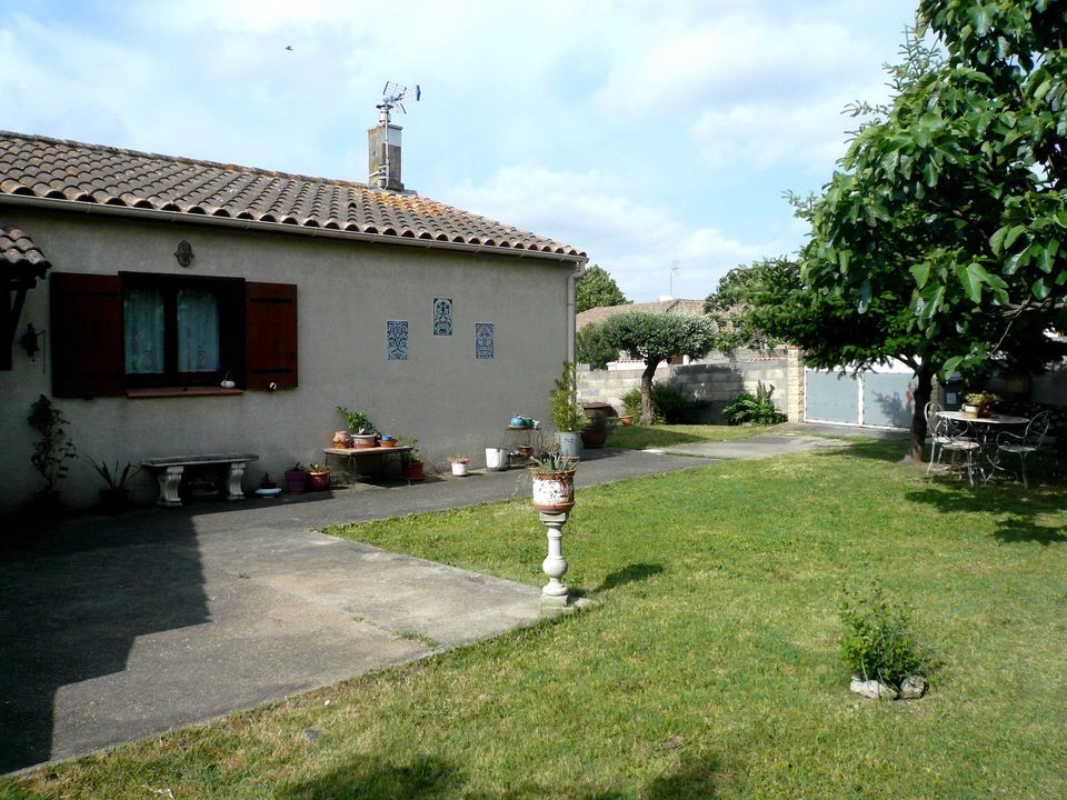 Plain pied sur beau terrain clos - Photo 3