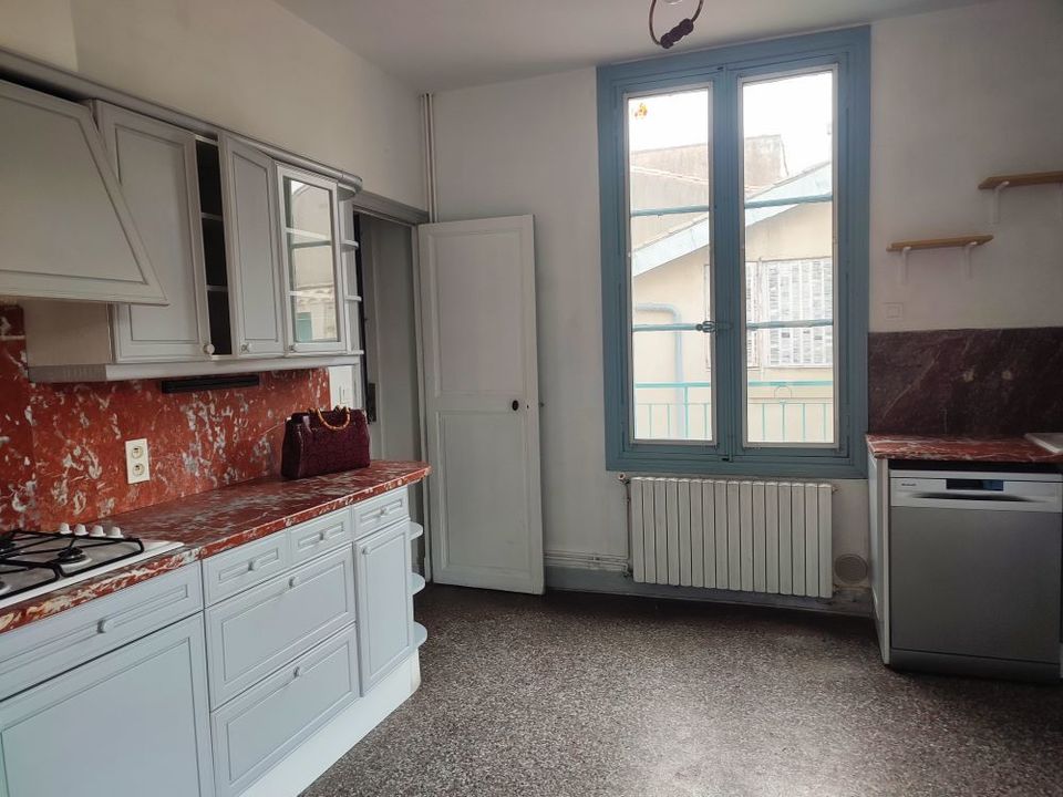 Bastide Saint Louis, appartement haussmanien avc terrasse - Photo 2