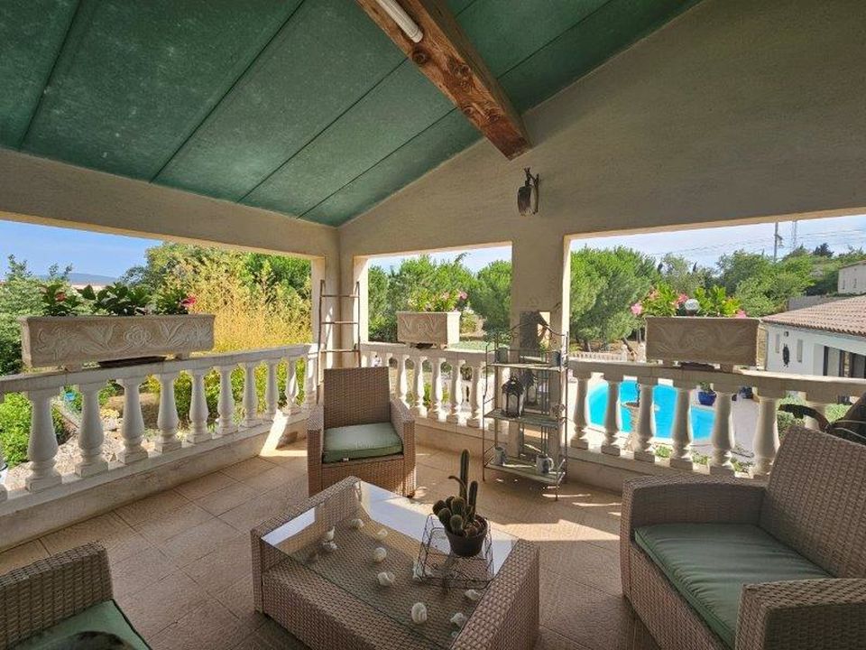 TRES BELLE PROPRIETE AVEC PISCINE AU SEL terrain 3000m² - Photo 2