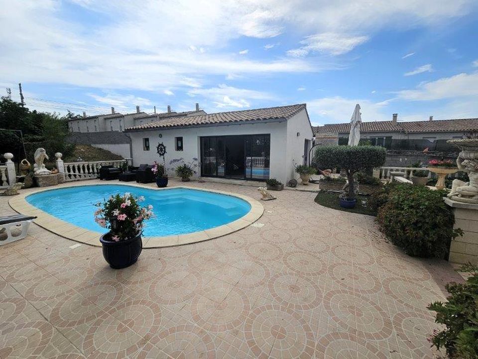 TRES BELLE PROPRIETE AVEC PISCINE AU SEL terrain 3000m² - Photo 4