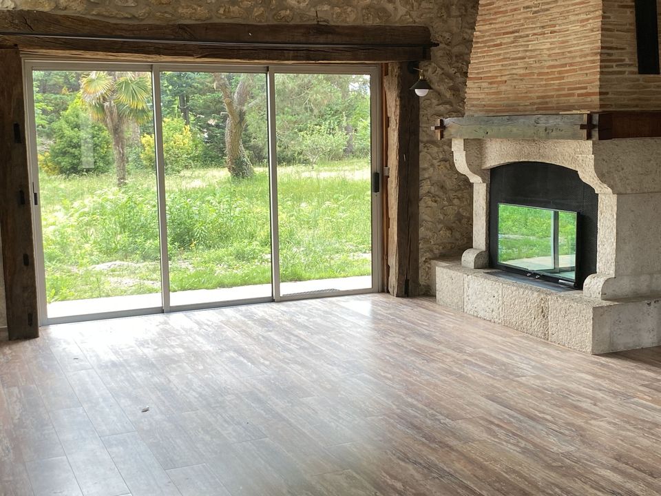 MAISON EN PIERRES TYPE T4 AVEC GÎTE ET PISCINE - Photo 5