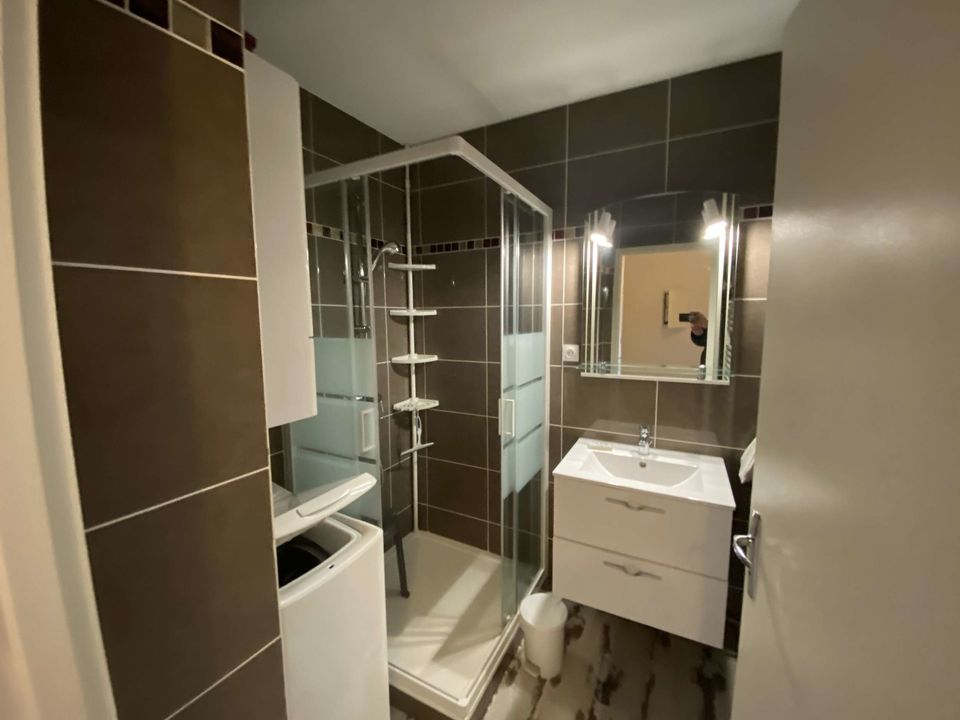 APPARTEMENT PROCHE DES THERMES AVEC CLIMATISATION - Photo 3