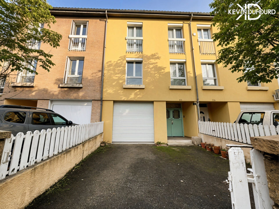 Maison de 110 m² sur un terrain de 100 m² à AUBENAS - Photo 2