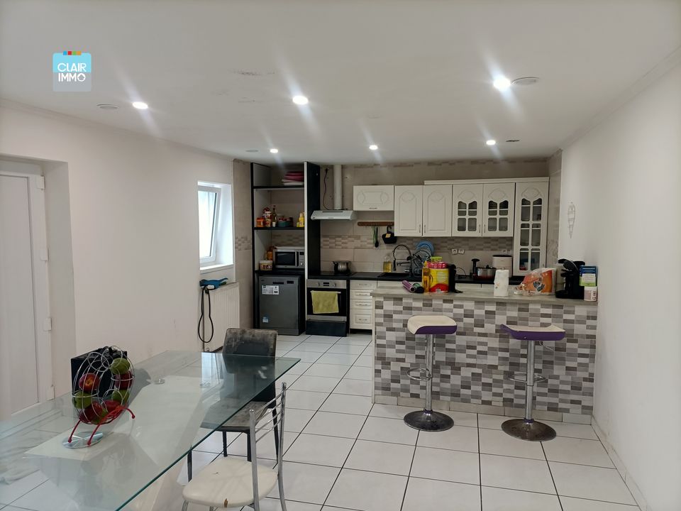 A LUGNY PROCHE MACON EN BOURGOGNE MAISON 9 PIECES DE 240 M² - Photo 2
