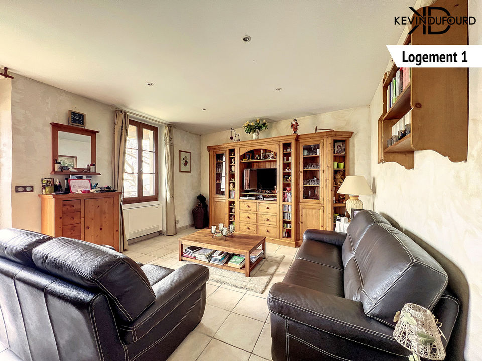 Maison de 200m² sur un terrain de 2357m² à VALS LES BAINS - Photo 3