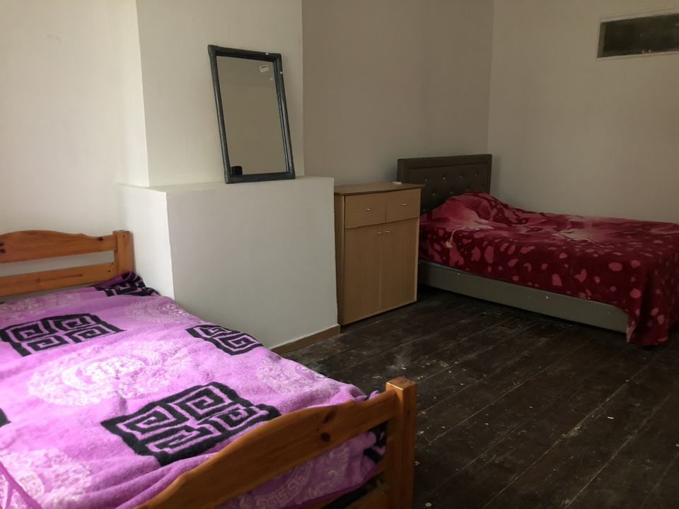 MAISON DE VILLE ST ESTEPHE,  UN ETAGE SANS COUR NI GARAGE - Photo 4