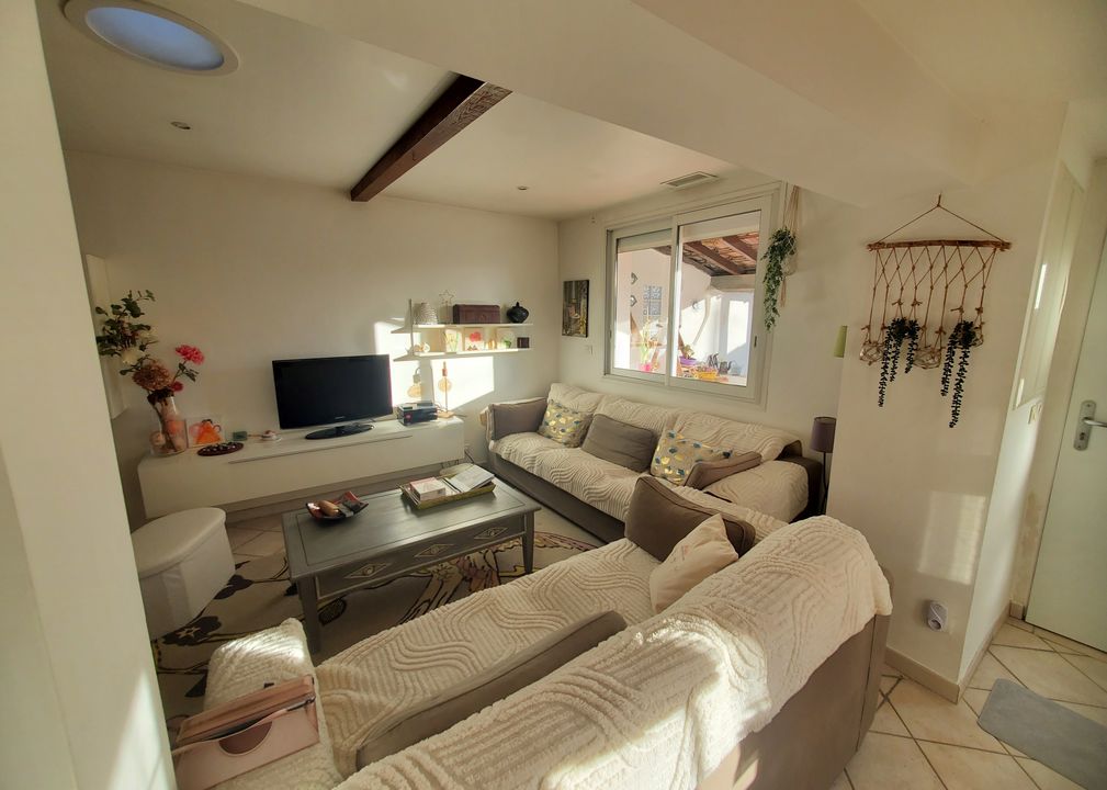 A VENDRE MAISON T5 DE 160M2 A ROGNAC - Photo 3