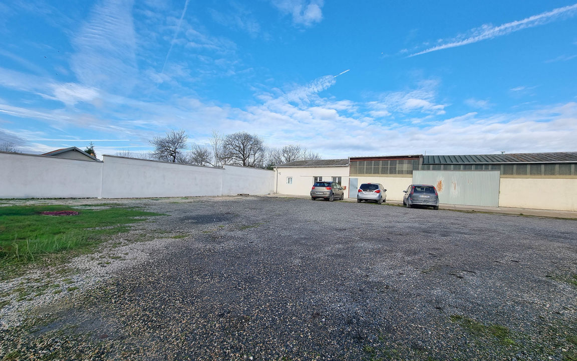 LOCAL + APPARTEMENT - Photo 3