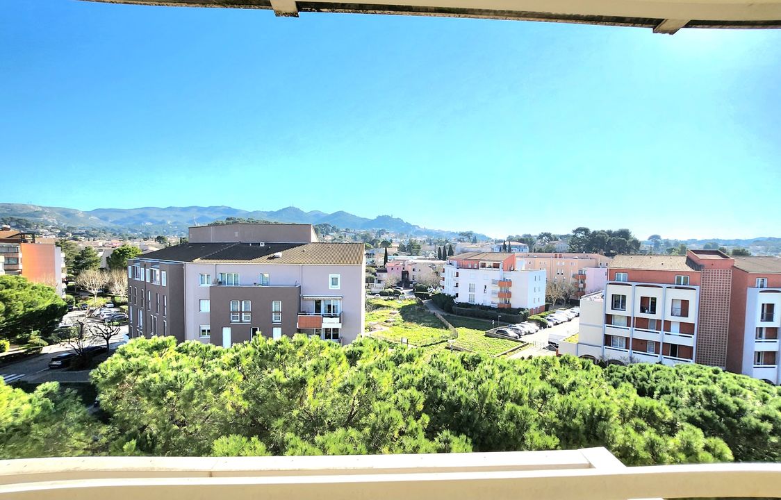Appartement à vendre, 5 pièces, 110 m², Plan De Cuques