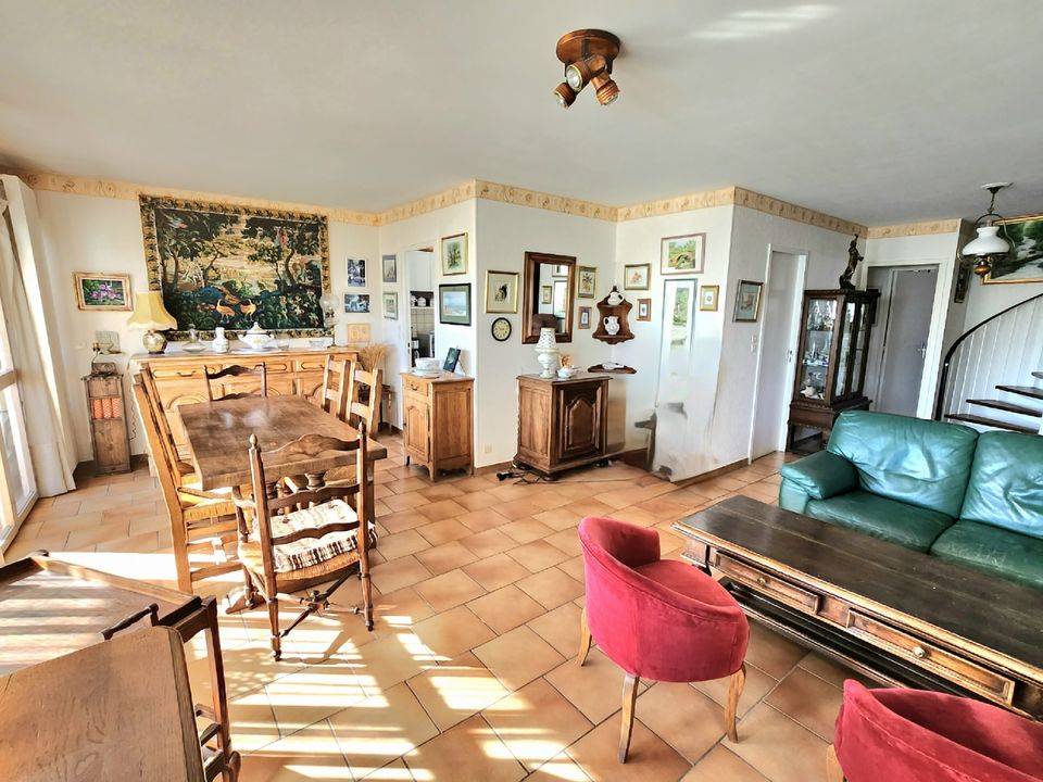 EXCLUSIVITE / COEUR DE PLAN DE CUQUES / DUPLEX T5 110 M² / - Photo 5