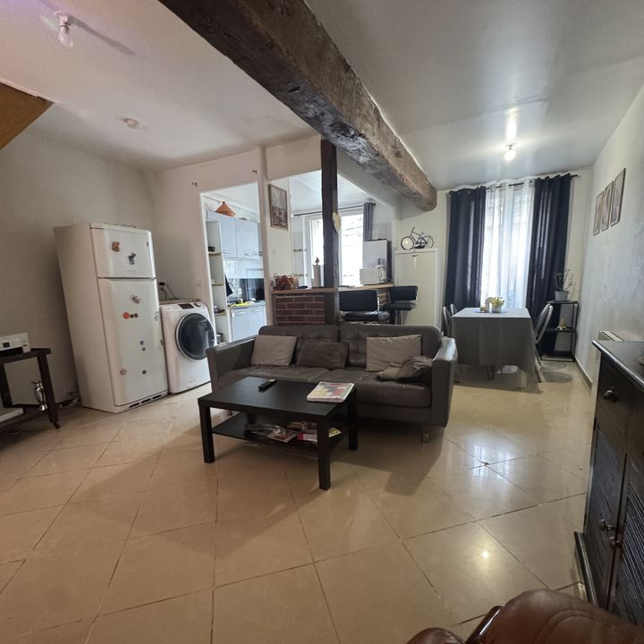 maison de ville 3 pièces et studio indépendant - Photo 2