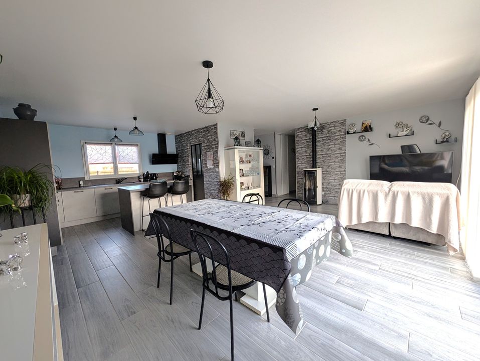 maison plain-pied de 94m² 3 chambres avec grand jardin - Photo 2